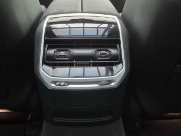 BMW 740d xDrive M Sport Pro B&W Massage Sitzlüftung