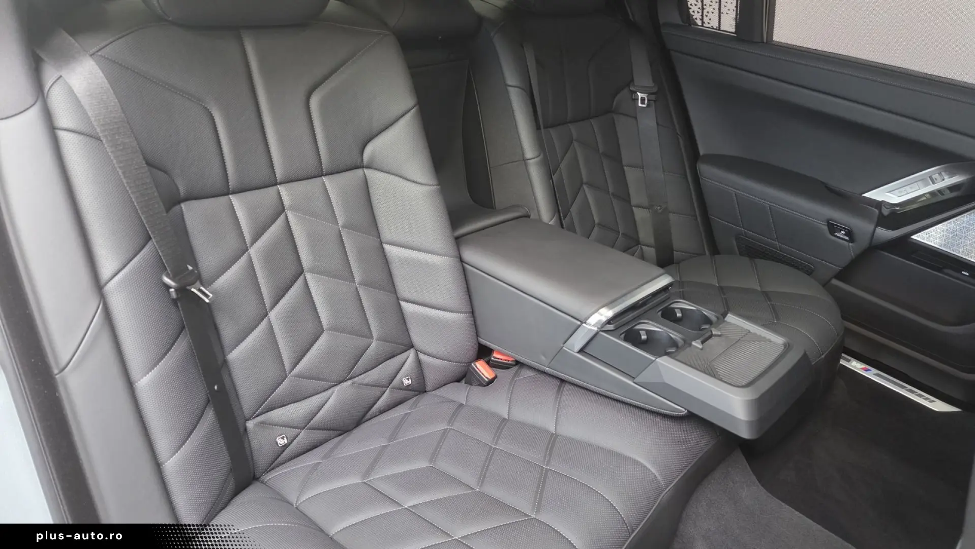 BMW 740d xDrive M Sport Pro B&W Massage Sitzlüftung