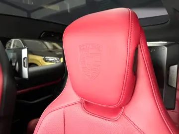 Porsche Taycan TAYCAN 4 CROSS TURISMO PANO