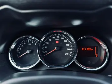 DACIA DUSTER   FAB 04.2017   1.2 BENZINA 125CP   EURO 6