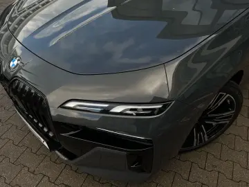 BMW 740d xDrive M Sport Pro SkyPano DA PA Prof B&W