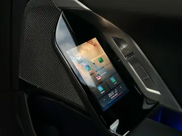 BMW 740d xDrive M Sport Pro SkyPano DA PA Prof B&W