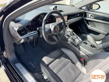 PORSCHE Panamera 4S E-Hyb ST  21  Matrix Pano Soft Chron