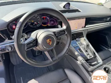PORSCHE Panamera 4S E-Hyb ST  21  Matrix Pano Soft Chron