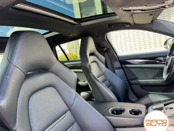 PORSCHE Panamera 4S E-Hyb ST  21  Matrix Pano Soft Chron