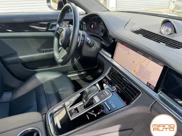 PORSCHE Panamera 4S E-Hyb ST  21  Matrix Pano Soft Chron