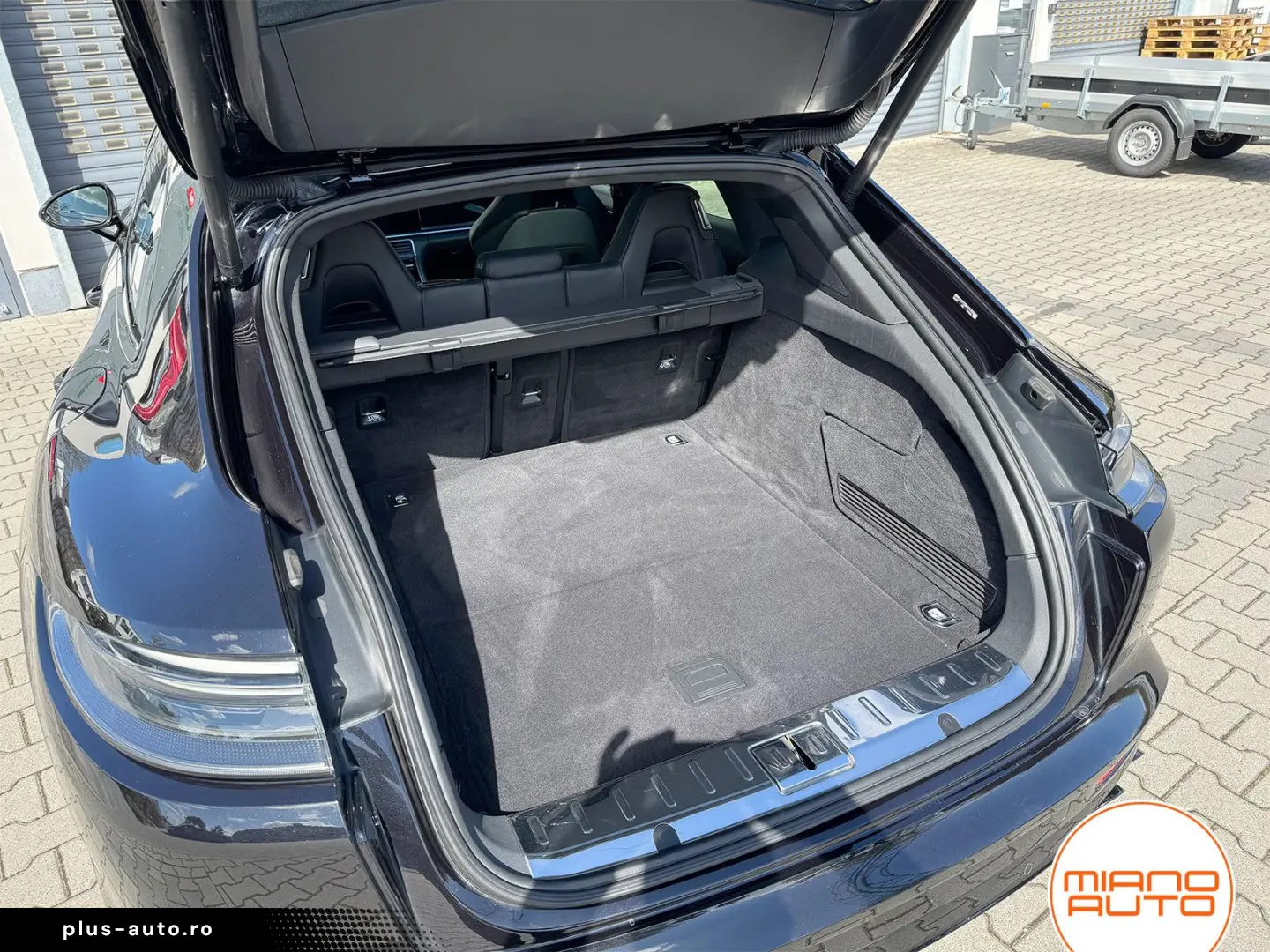 PORSCHE Panamera 4S E-Hyb ST  21  Matrix Pano Soft Chron