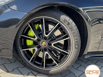 PORSCHE Panamera 4S E-Hyb ST  21  Matrix Pano Soft Chron