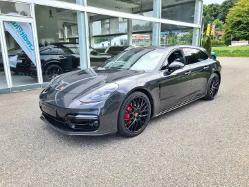 PORSCHE Panamera GTS HeadUp Pano BOSE SoftClose