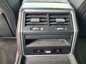 PORSCHE Panamera GTS HeadUp Pano BOSE SoftClose