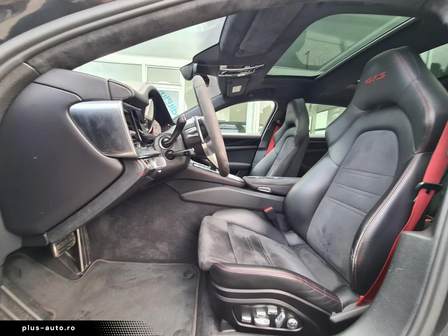PORSCHE Panamera GTS HeadUp Pano BOSE SoftClose
