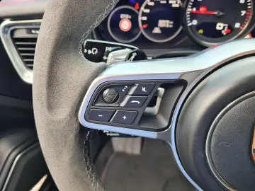 PORSCHE Panamera GTS HeadUp Pano BOSE SoftClose