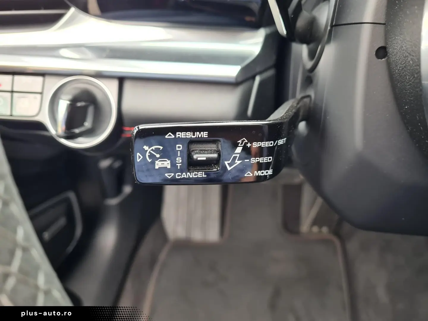 PORSCHE Panamera GTS HeadUp Pano BOSE SoftClose