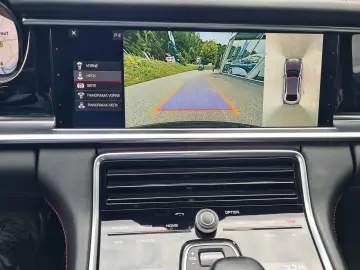 PORSCHE Panamera GTS HeadUp Pano BOSE SoftClose