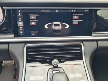 PORSCHE Panamera GTS HeadUp Pano BOSE SoftClose
