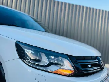 VOLKSWAGEN TIGUAN R-LINE   FAB 03.2012   2.0 BENZINA 210CP