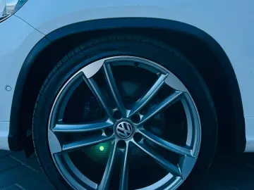 VOLKSWAGEN TIGUAN R-LINE   FAB 03.2012   2.0 BENZINA 210CP