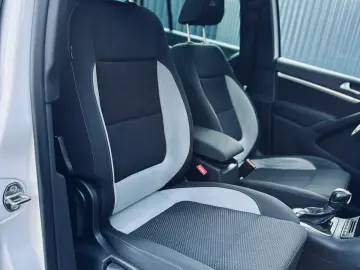 VOLKSWAGEN TIGUAN R-LINE   FAB 03.2012   2.0 BENZINA 210CP