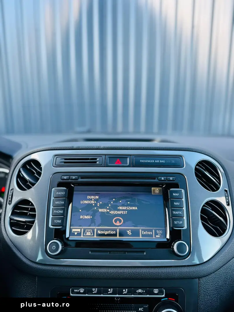 VOLKSWAGEN TIGUAN R-LINE   FAB 03.2012   2.0 BENZINA 210CP