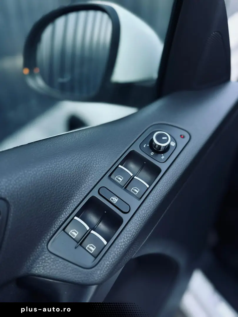 VOLKSWAGEN TIGUAN R-LINE   FAB 03.2012   2.0 BENZINA 210CP