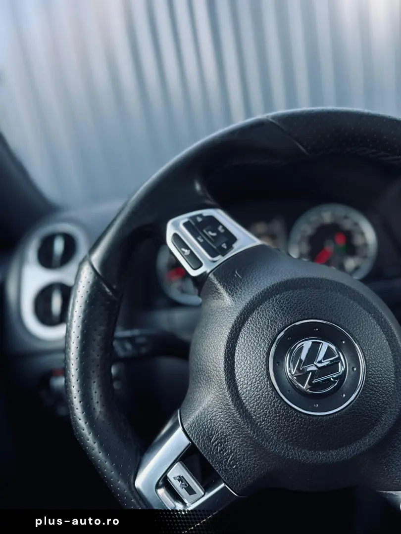 VOLKSWAGEN TIGUAN R-LINE   FAB 03.2012   2.0 BENZINA 210CP