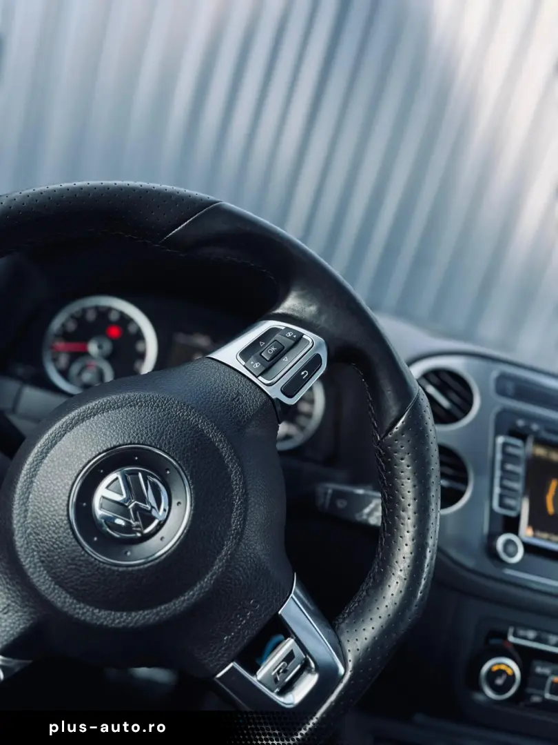 VOLKSWAGEN TIGUAN R-LINE   FAB 03.2012   2.0 BENZINA 210CP