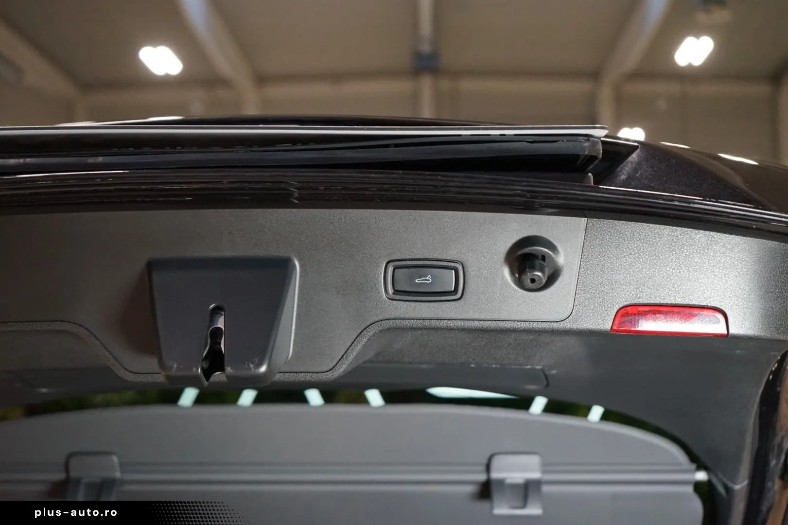 PORSCHE Panamera 4 E-HYBRID PANO BOSE CHRONO 60.744€ NET