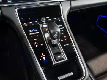 PORSCHE Panamera 4 E-HYBRID PANO BOSE CHRONO 60.744€ NET