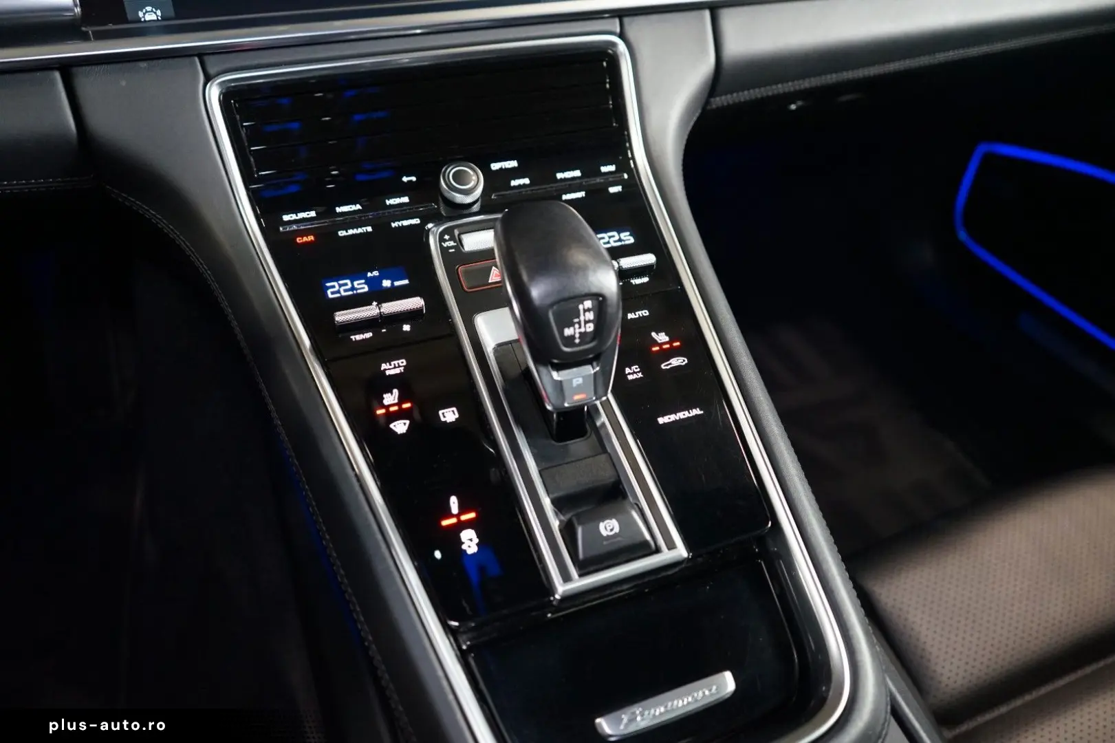 PORSCHE Panamera 4 E-HYBRID PANO BOSE CHRONO 60.744€ NET