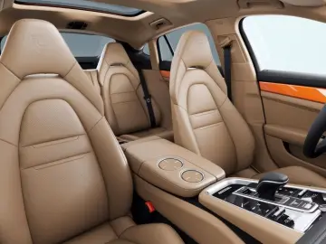 PORSCHE Panamera 4 Platinum Edition Sportabgas 21-Zoll