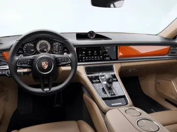 PORSCHE Panamera 4 Platinum Edition Sportabgas 21-Zoll