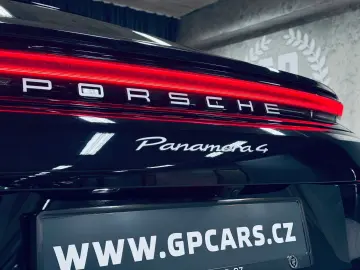 PORSCHE Panamera 4  360 BOSE ACC PANO GARANTIE