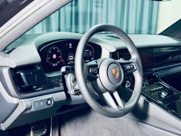 PORSCHE Panamera 4  360 BOSE ACC PANO GARANTIE