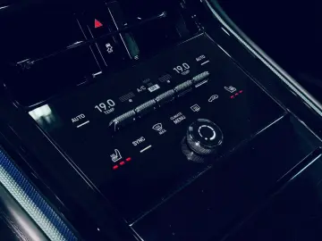 PORSCHE Panamera 4  360 BOSE ACC PANO GARANTIE