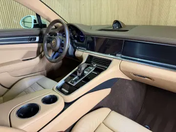 PORSCHE Panamera Panamera 4 E-Hybrid Sport Turismo Plati