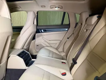 PORSCHE Panamera Panamera 4 E-Hybrid Sport Turismo Plati