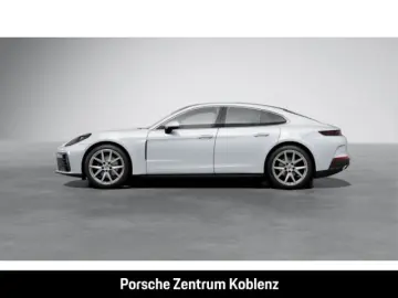 PORSCHE Panamera 4