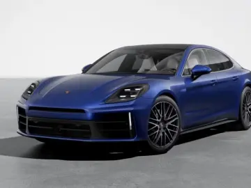 Porsche Panamera 4  SoftClose BOSE