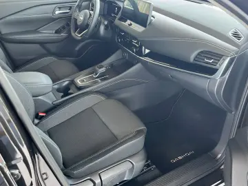 NISSAN Qashqai N-CONNECTA 158 PS (   WINTER-PAKET   )