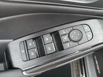 NISSAN Qashqai N-CONNECTA 158 PS (   WINTER-PAKET   )