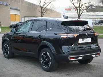 NISSAN Qashqai N-Connecta   1. Hand   HUD   360