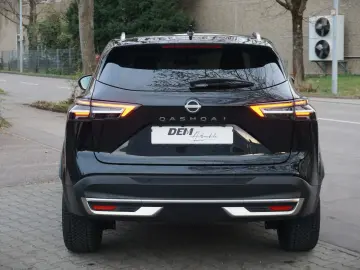 NISSAN Qashqai N-Connecta   1. Hand   HUD   360