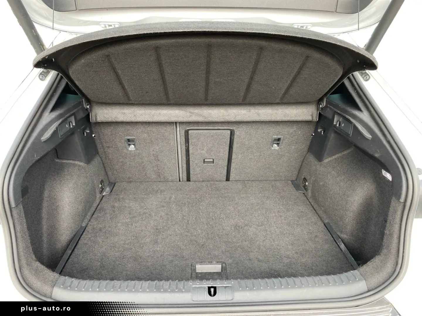 CUPRA Formentor 1.5 TSI DSG ACC NAVI LED PDC e-Heck TO