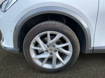 CUPRA Formentor 1.5 TSI DSG ACC NAVI LED PDC e-Heck TO