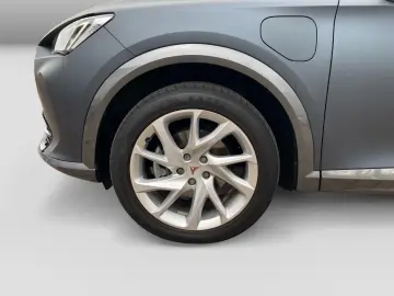 CUPRA Formentor 1.4e-HYBRID DSG LED Navi ACC CAM Sitzh