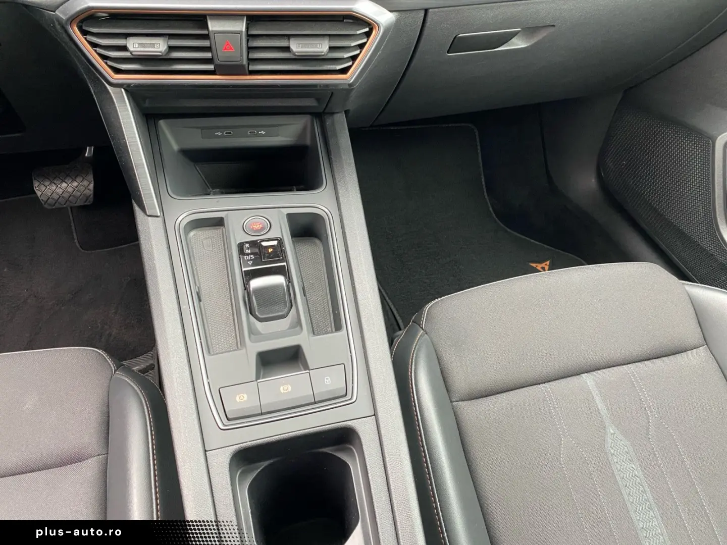 CUPRA Formentor 1.4e-HYBRID DSG LED Navi ACC CAM Sitzh