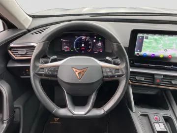 CUPRA Formentor 1.4e-HYBRID DSG LED Navi ACC CAM Sitzh