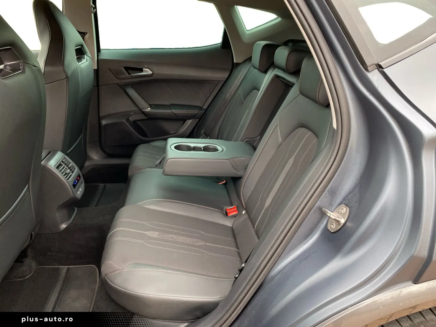 CUPRA Formentor 1.4e-HYBRID DSG LED Navi ACC CAM Sitzh