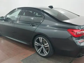 BMW 740d xDrive M Sport