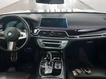 BMW 740d xDrive M Sport